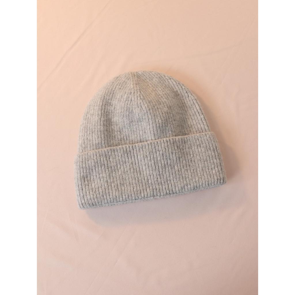 Ladies, Hats, Warm Hats, Woolen Hats, Cold Hats, Knitted Hats