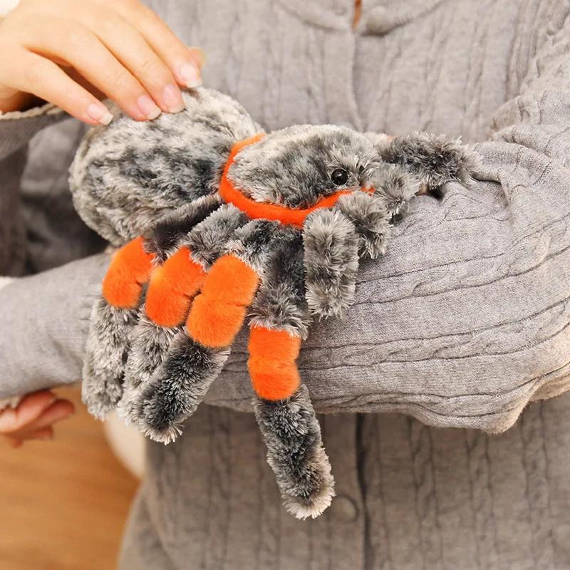 Set di peluche di insetti carini e realistici Farfalla, Coccinella, Ape, Ragno Peluche per Decorazione della Casa e Regalo per Fan di Anime