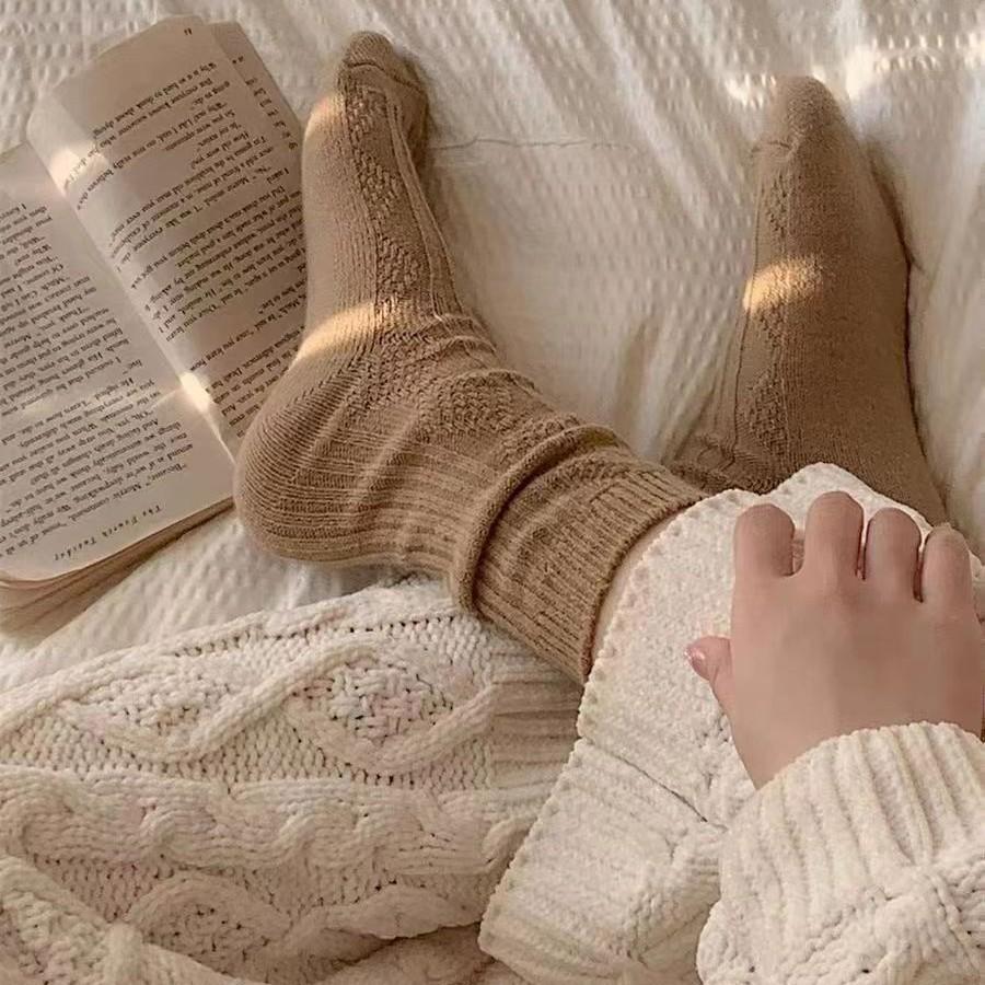 Rhombus Wool Retro Twist Medium Tube Simple Warm Brown Stacking Socks Stockings