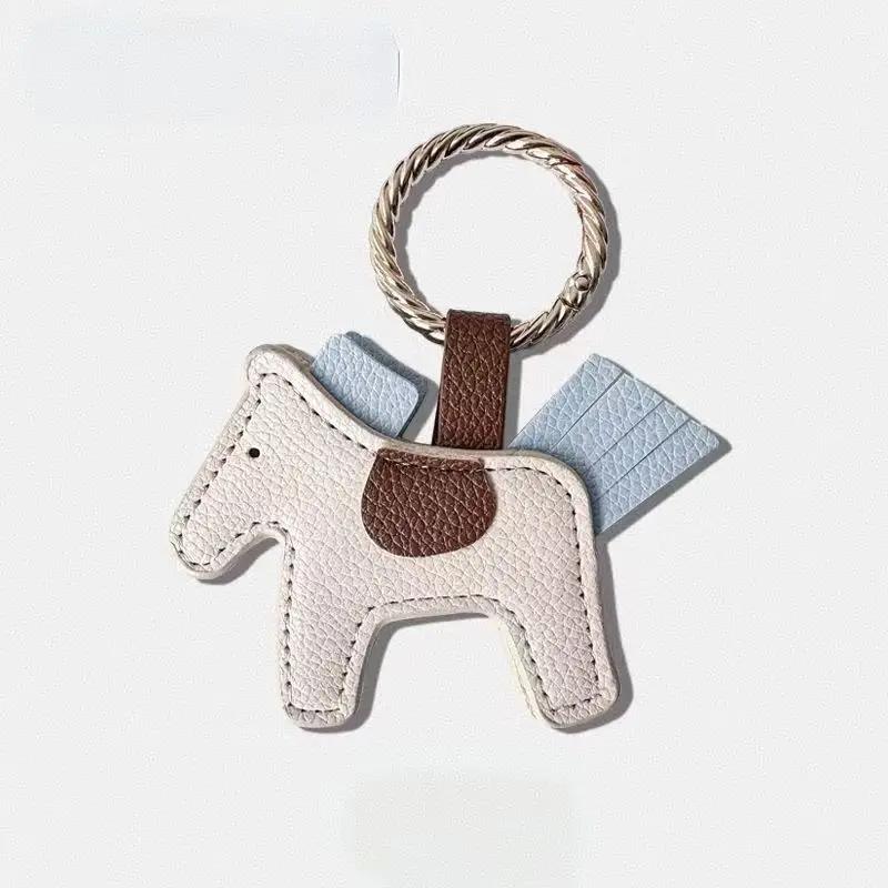 Magnetic Hat Clip Backpack Hook Accessory Sun Hat Magnetic Hook Buckle Portable Bag Accessories