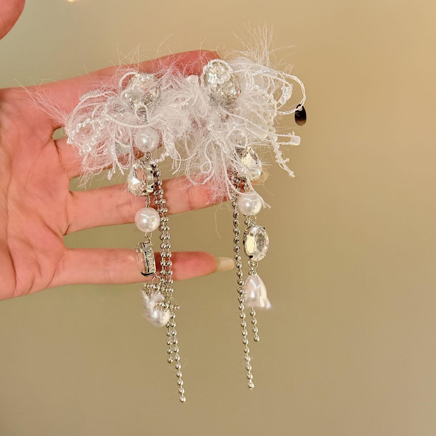 Exquisite Silver Needle Pearl Tassel Rhinestone Stud Earrings – Elegant High-End Accessories for Women