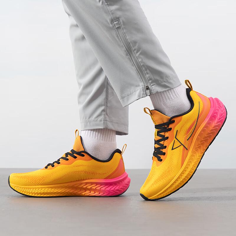 Xtep Men s 7/24 Running Shoes US 10