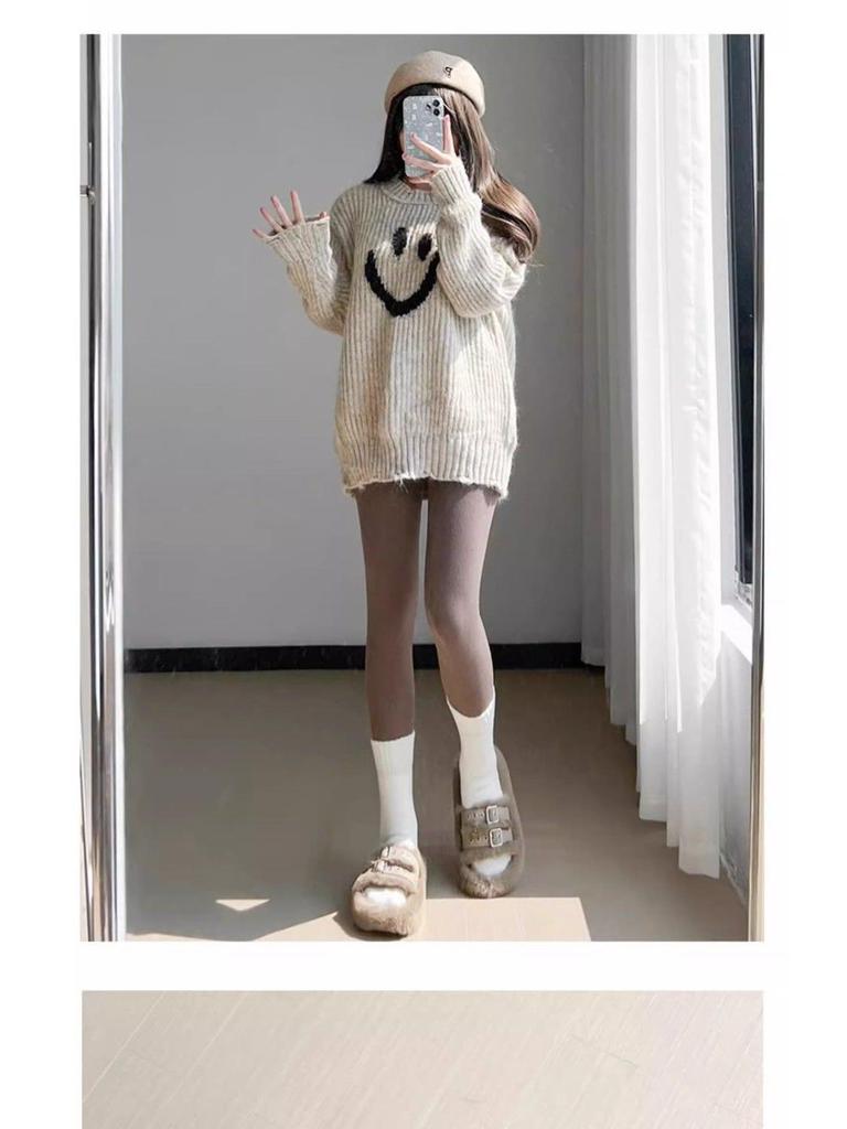 Women's Oatmeal White Fleece-Lined Leggings: Warm and Slimming Autumn/Winter Outdoor Style Pantyhose for 2025