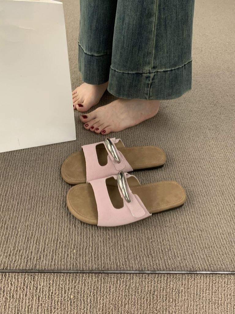 Metal Buckle with Open-toed Round Head Slippers for Women's Summer Wear Versatile and Not Tired Feet Flat-bottomed Dopamine Beach Sandals
