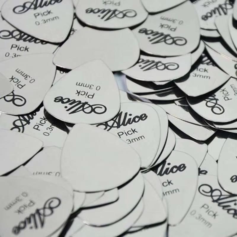 Metal Guitar Picks 5Pcs/10Pcs Durable Professional Bass Ukelele Guitar Picks Electric Guitarra Accesorios