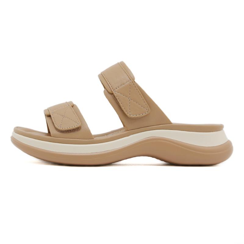 New Women's Shoes Casual and Versatile Slippers Anti-slip Beach Thick-soled Slippers