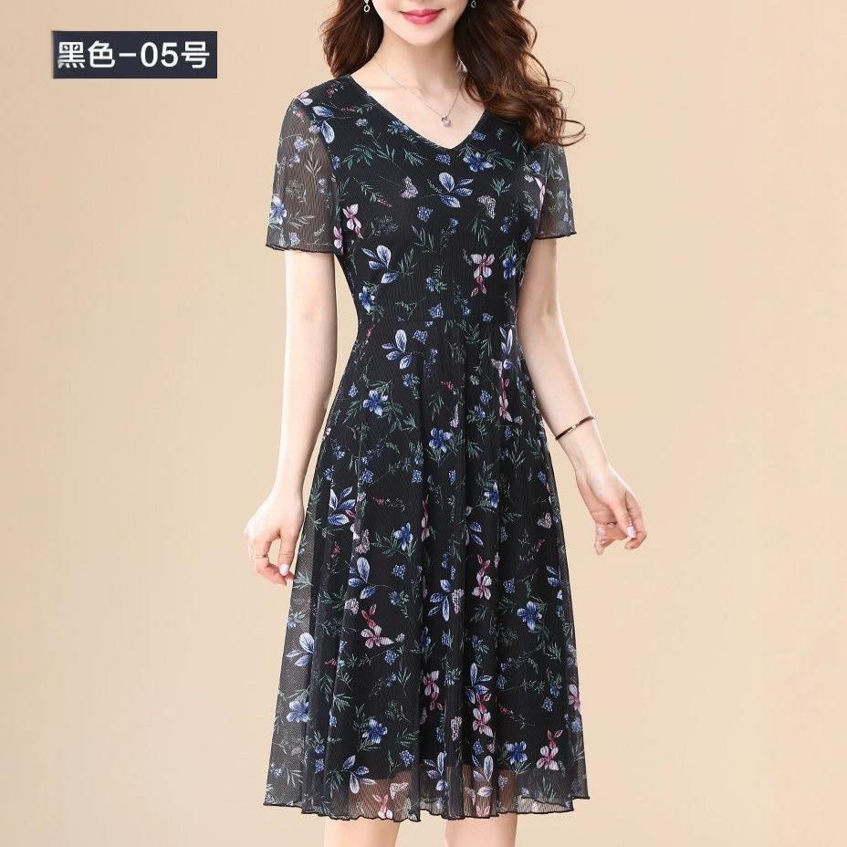 New casual style temperament short-sleeved floral V-neck dress women's summer large size mother dress over the knee A word medium and long dress