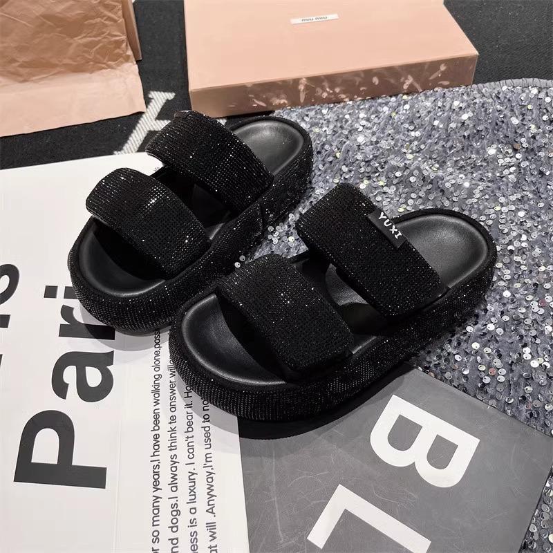 

Летние новые сандалии на толстой подошве из губчатого торта с открытым носком для пляжа со стразами, поддерживающие уличные тапочки, женская обувь 40 чёрный