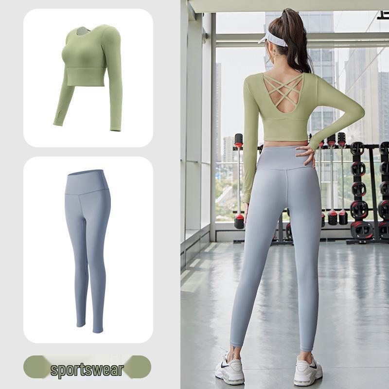 

Autumn Quick-Dry Yoga Suit with Chest Pads - Seamless Slimming Long Sleeve Top for Women M