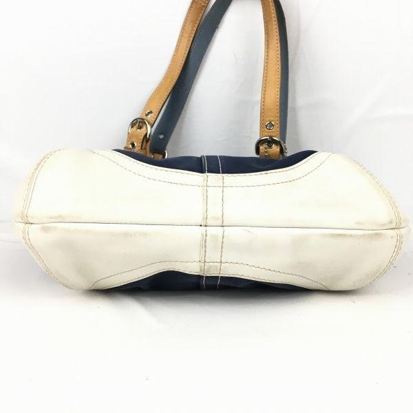 Coach Handbag Shoulder Bag Navy×White with Flower Charm(USED)