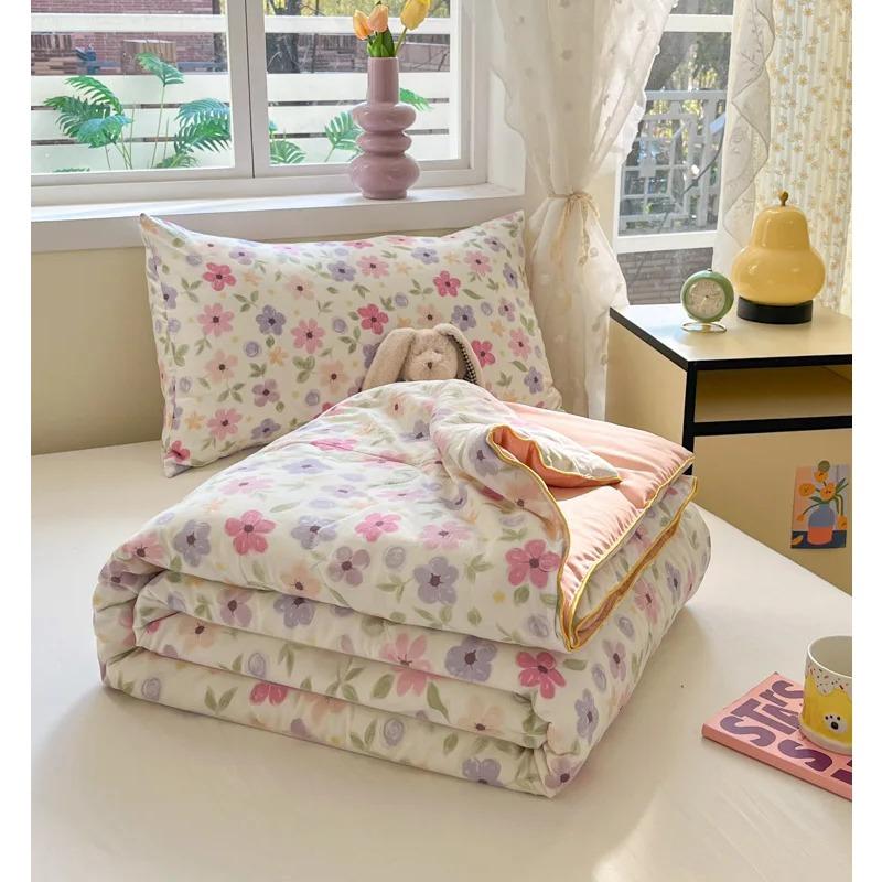 Cute Cartoon Printed Thin Quilt Kids Students Summer Double Yarn Soybean Air Conditioning Comforter Lightweight Cooling Blankets