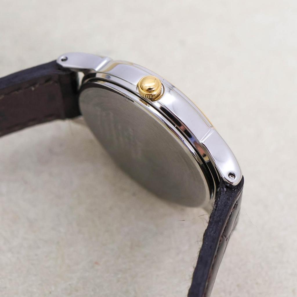 [USED] Working SEIKO Women's Watch, Leather, Battery, Outer Box, Quartz, 1977