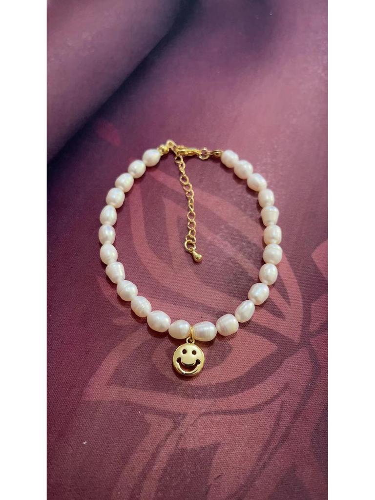 Damen Fairy Pearl Herz Anhänger Halskette - Cooler Choker-Stil mit Smiley und Akazienbohnen Schlüsselbeinkette