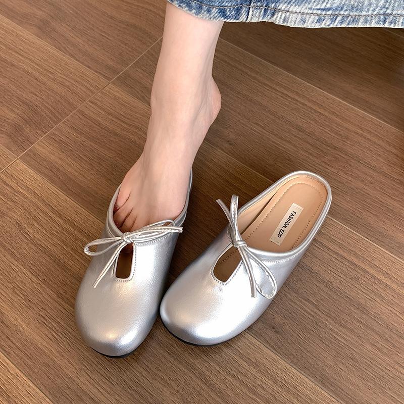 Popular silver French bag head inner height-increasing slippers women's summer outer wear 2025 new models with skirts versatile cool slippers