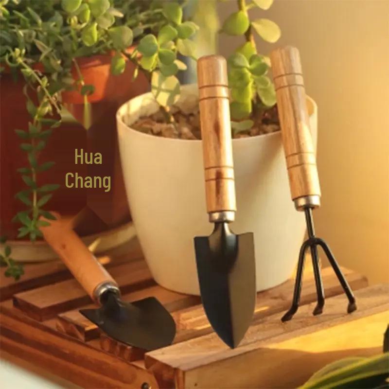Free Shipping: Gardening Tools Set - Flower & Vegetable Planting Shovel Trio
