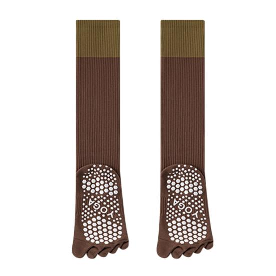 

Yoga Socks Non-Slip Grip with Traction Points Socks High Elasticity Fitness Socks for Home Gym Yoga Exercise кавовий