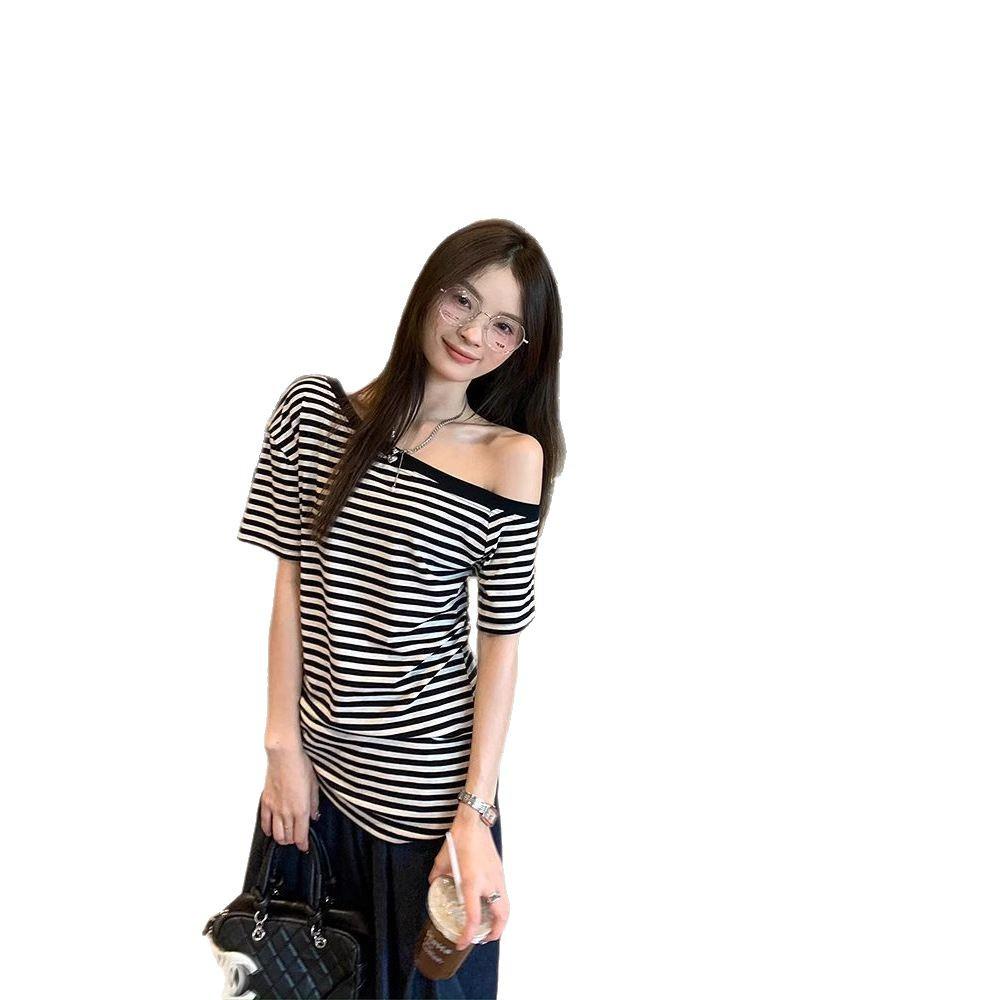 Women's 2025 Slimming Striped Off-Shoulder T-shirt - Short Sleeves