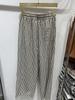 Pantaloni estivi a righe con vita tridimensionale per donna