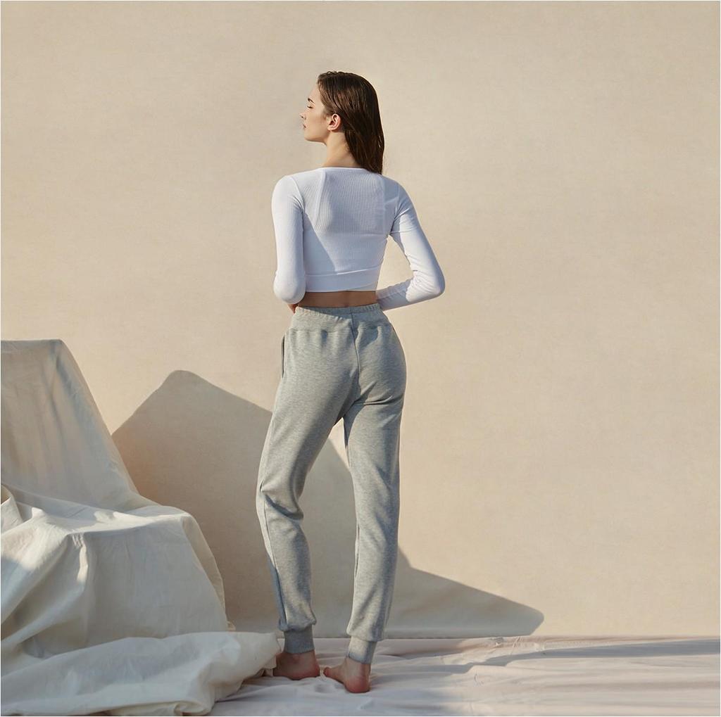 2024 Spring Women's Crisscross Yoga Top - Sexy Long Sleeve Solid Color Fitness T-Shirt