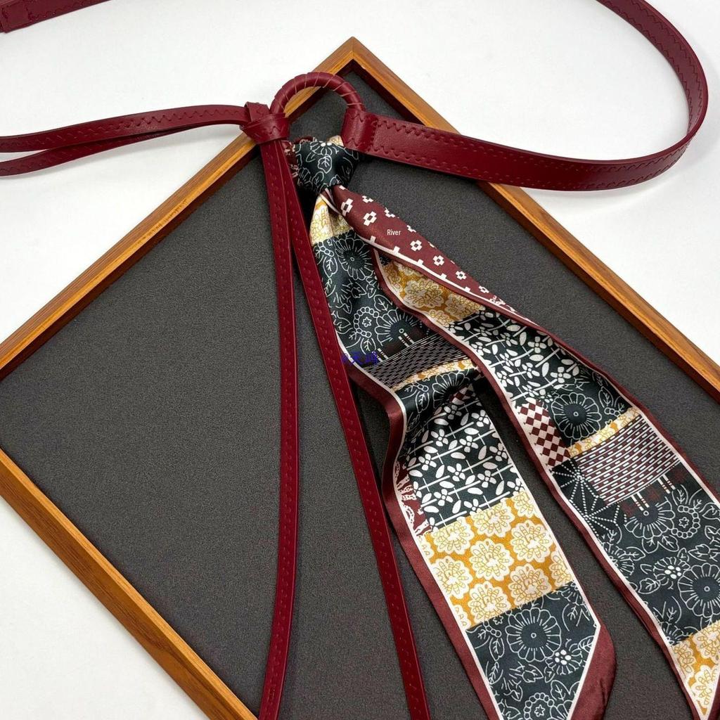 Red Chain Vintage American Scarf Belt: Women's Hip Hop Leather Outfit Accessories