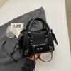 New high-end fashion rivet bull nose locomotive bag portable shoulder crossbody trendy women's bag