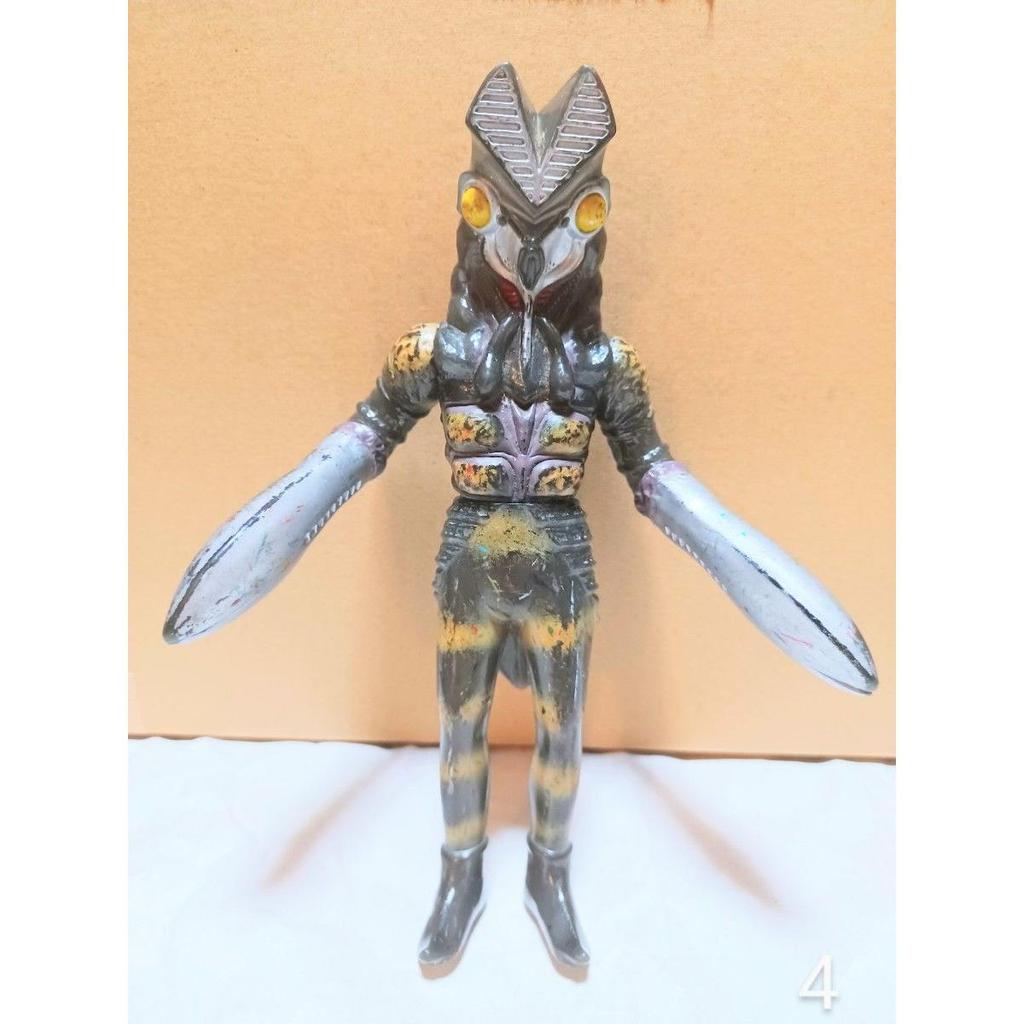 Used Extremely Rare 1994 Baltan Alien 19cm Ultraman Soft Vinyl Figure Ultra Hero Series Ultra Monster At the Time Out of Print