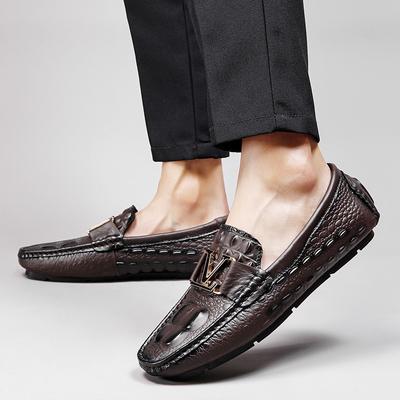 Primeras capas zapatos tipo gorro de cuero de vaca con patrón de cocodrilo talla grande zapatos para conducir de forma relajada zapatos casuales británicos zapatos de hombre de cuero genuino de vaca