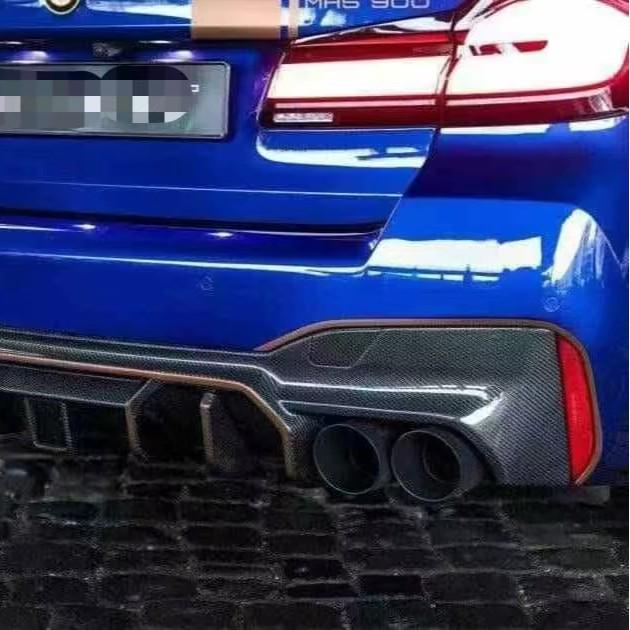 Carbon Fiber Rear Diffuser with Lights for BMW F90 M5 