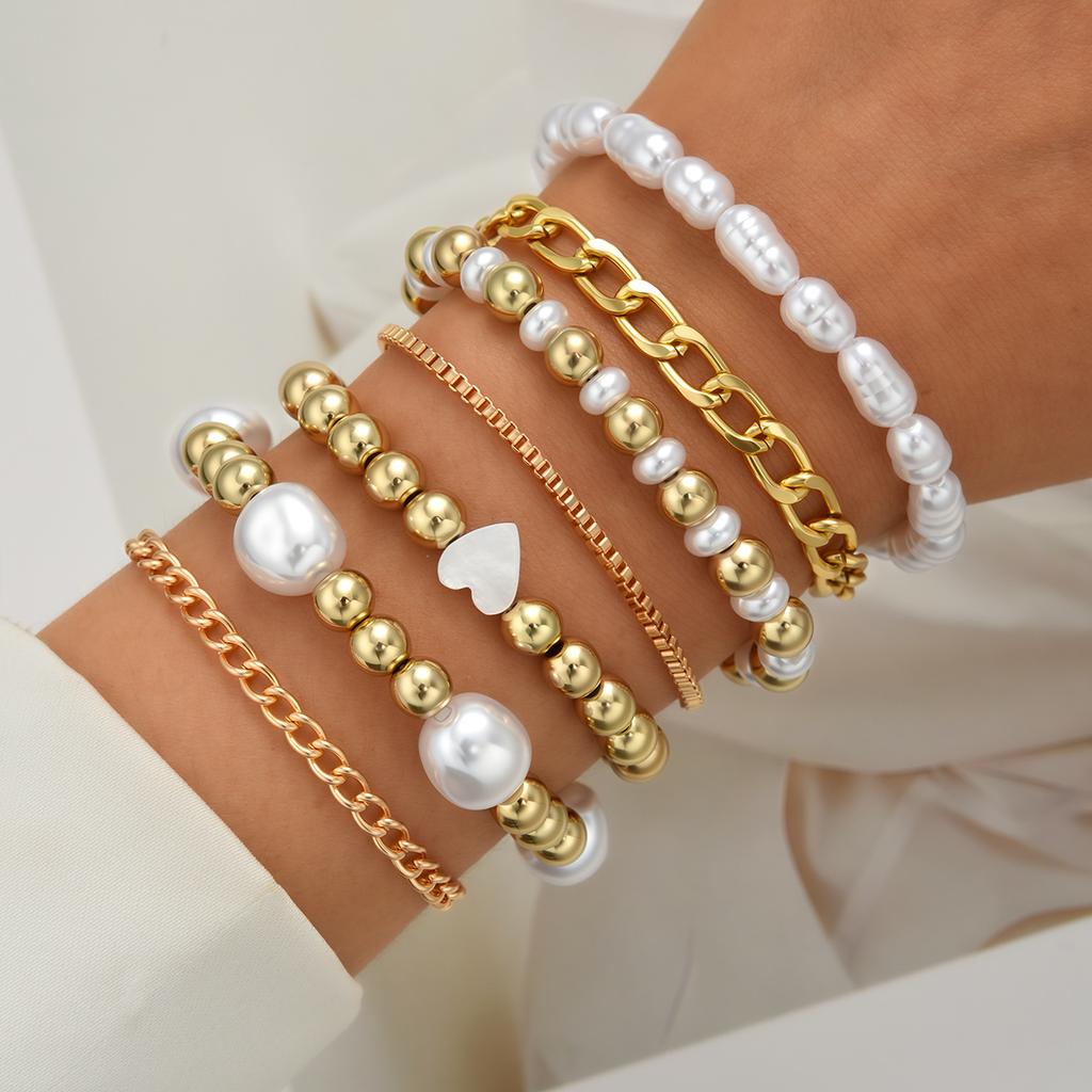 7 Stück/Set Elegantes Boho Perlenarmband-Set für Damen Vintage Einfache Goldfarbe Imitation Perle Herzarmbänder Dating Schmuck
