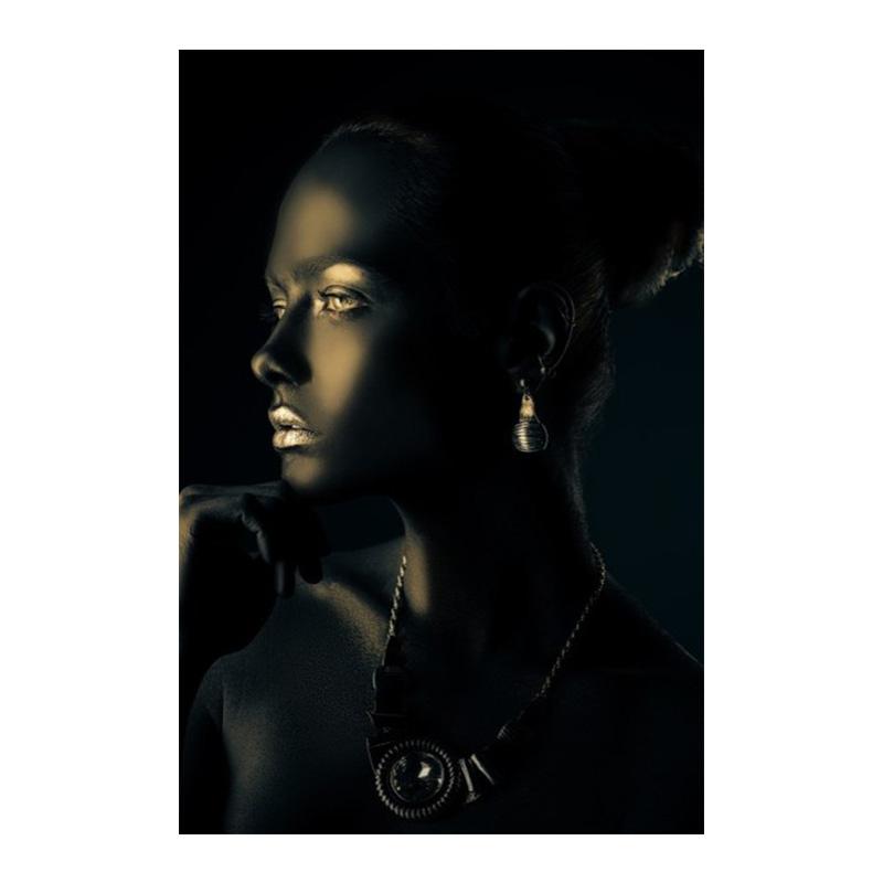 

Женщина с идеальной черной кожей и ювелирными изделиями с бриллиантами, картина маслом на холсте, постеры и принты, настенные художественные картинки для декора комнаты 20x30cm
