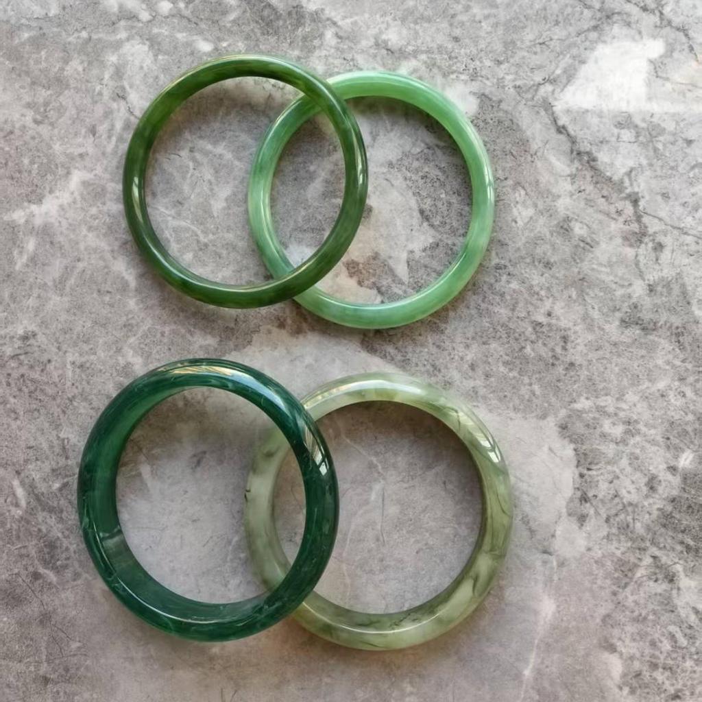 Versatile Retro Marble Pattern Resin Round Bracelet Set
