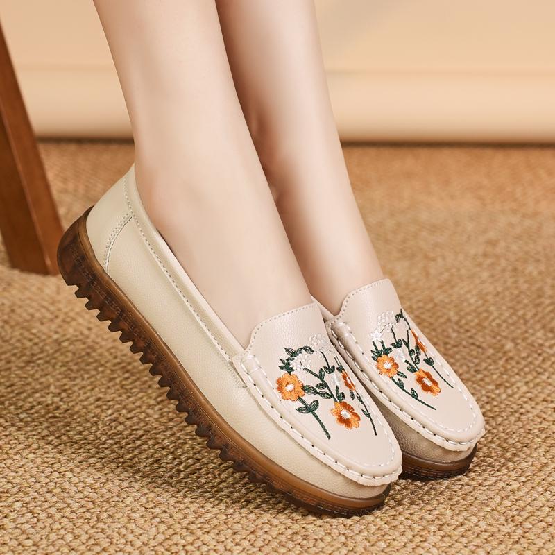 Fashion Large 42 Embroidered Soft Bottom New Leather Single Shoes Women Sports Casual Flat Soles Comfortable Lace-up Women All Fashion