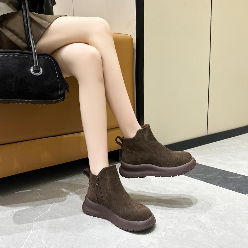 Shoes Women's 2025 New Thick-soled Explosion Autumn and Winter Velvet Versatile Large-size Women's Shoes Leather Soft-soled Martin Short Boots Women