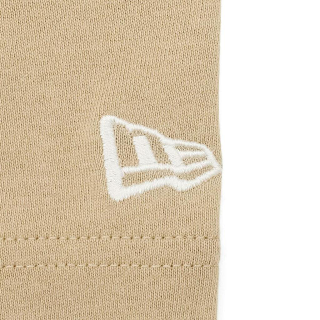 New Era Oversized Baumwoll-Taschen-T-Shirt mit Mini-Markenlogo, Kamel, XL, Exklusiv bei ONSPOTZ
