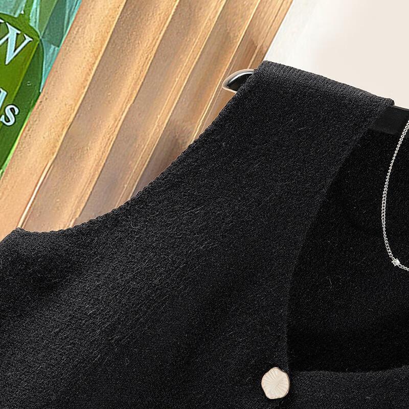 Women's V-Neck Solid Knit Button Vest