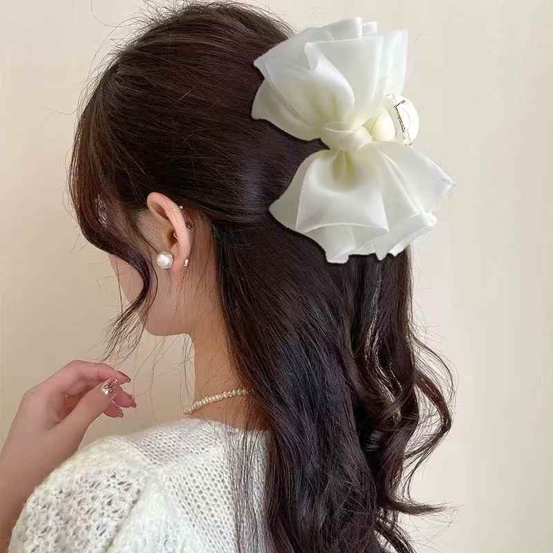 Große Schmetterlingsschleife Haarklammer Schickes Haaraccessoire für High-End-Stil Frühling/Sommer Organza Klammer Atemberaubende Haifischklammer