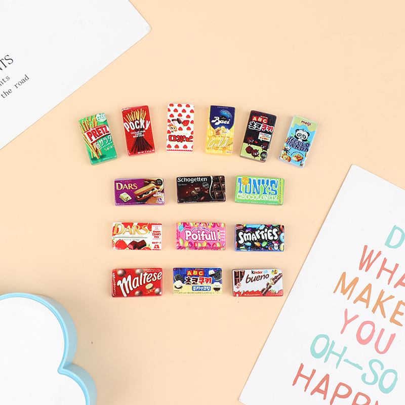 10Pcs Dollhouse Simulation Resin Snacks Dollhouse Mini Snack Food Decorations Dolls House Accessories Pretend Play Toys