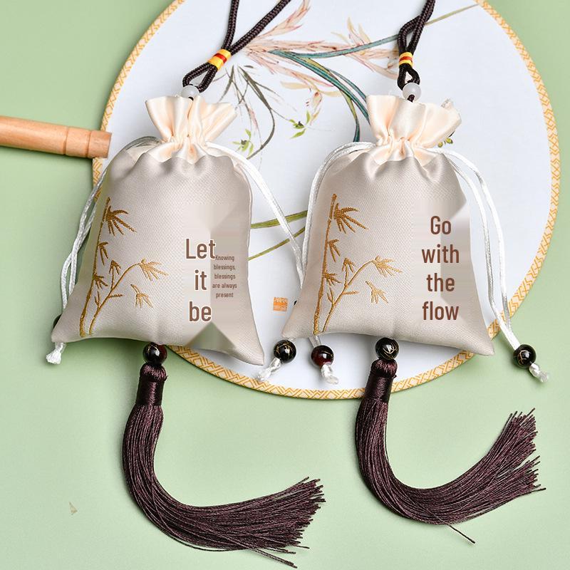 Embroidery Dragon Boat Festival Sachet: Chinese Style Aromatherapy Purse