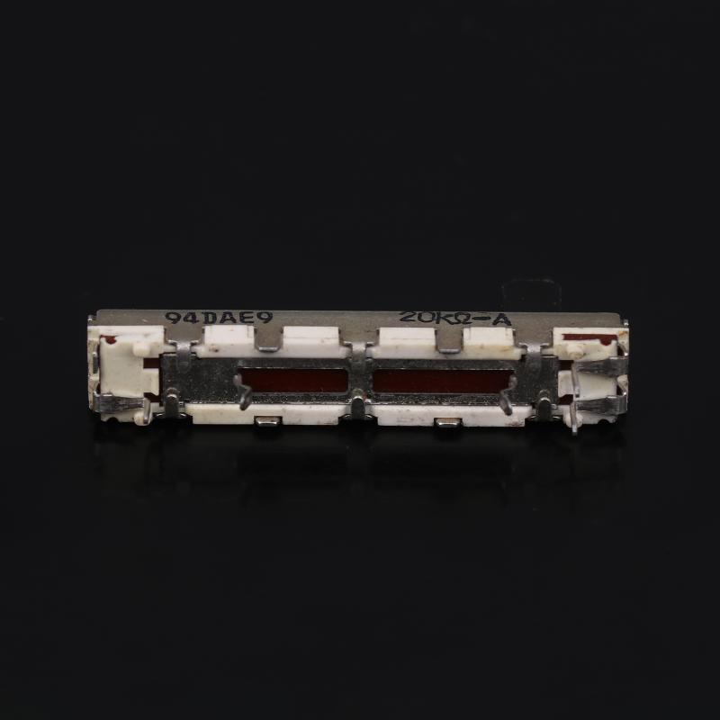 45Mm Straight Side Potentiometer A20K With A Shaft Length Of 15Mm And 3 Pins Single-Gang Straight Slide Potentiometer