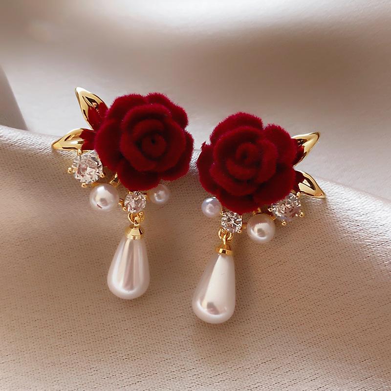 1Pair Red Rose Flower Imitation Pearl Zircon Earrings Niche Vintage Stud Earrings Premium Sense Ear Jewelry