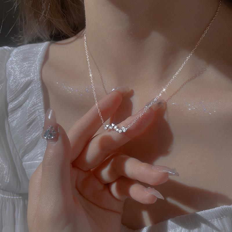 Love Necklace Women's Light Luxury Niche Pendant Summer Heart-shaped Clavicle Chain Design Sense