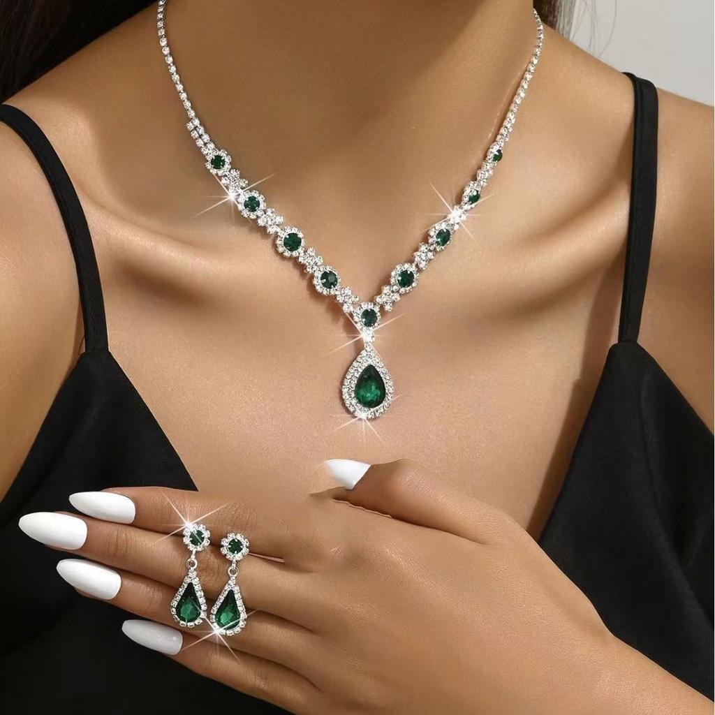 European-American Rhinestone Teardrop Necklace & Earring Set: Korean-Style Bridal Temperament Collarbone Chain Jewelry for Women