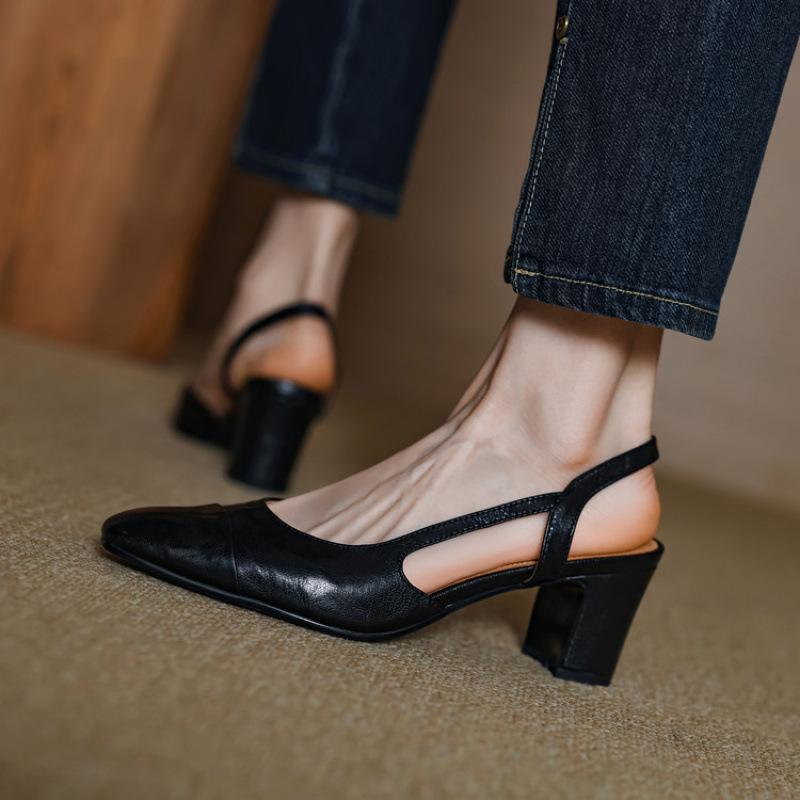 Summer beef tendon sole bag head sandals new women's casual empty sandals cover feet thick heel square head comfortable large size shoes