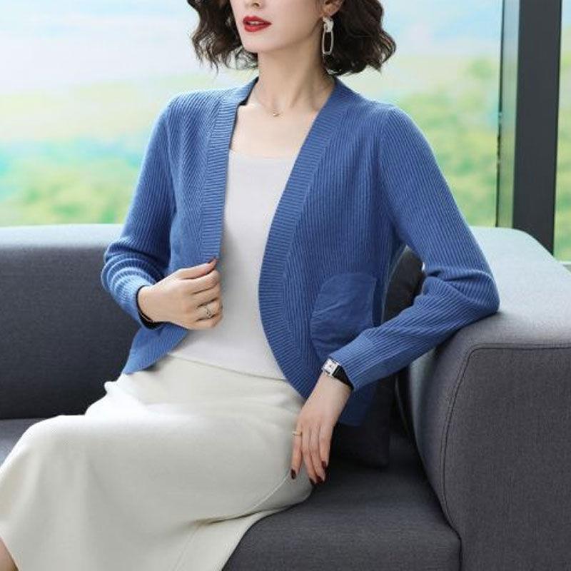 Damen Strickjacke kurz für Frühling und Herbst Neuer Stil für Oberbekleidung und Pulloverjacke