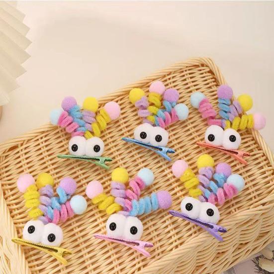 2/4Pcs Pins Hair Plush Big-Eyed Girl Hair Decoration Holiday Parties Hair