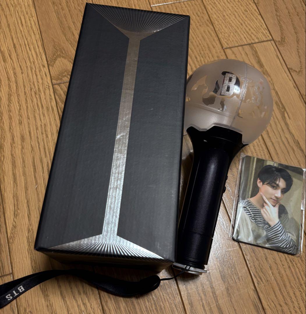 

[Б/У] Официальный лайтстик BTS AmiBomb 3