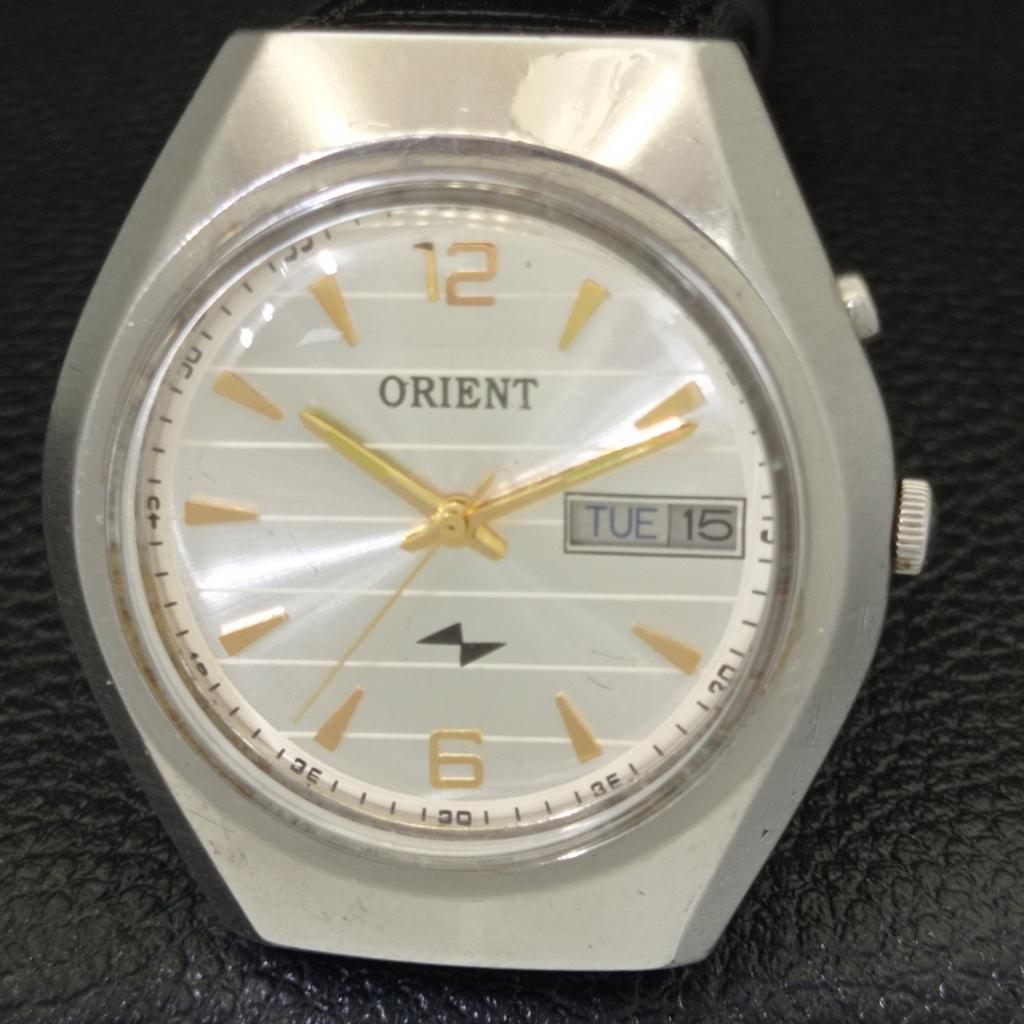 USED MENS ORIENT AUTOMATIC 46941 JAPAN DAY&DATE SILVER DIAL WATCH A432211-2 R110-a432211