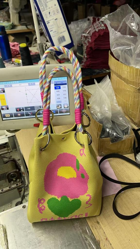 New Woven Ring Buckle Bag Knitted Bag Three-dimensional Magnetic Buckle Handbag Handbag Handbag Knitting