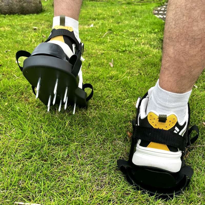 Lawn Aerator Shoes Spiked Garden Shoes Soil Aeration Adjustable for Men Women Self Leveling Epoxy Sole Yard Care Black Green