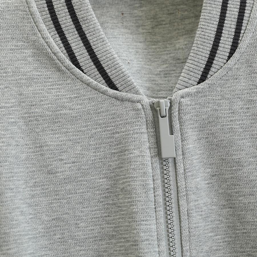 Zhang Natting Brand Striped Loose-Fit Slimming Sweatshirt Jacket - Autumn Collection